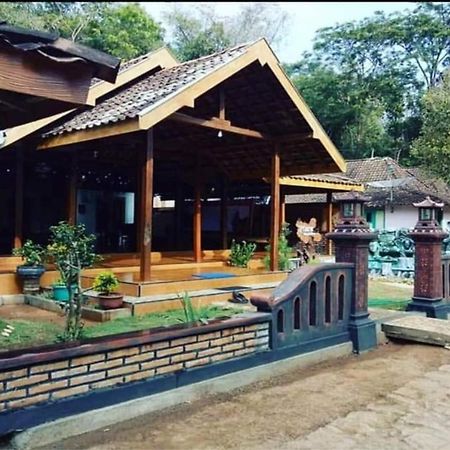 Mangunan Nara Homestay Syariah מראה חיצוני תמונה
