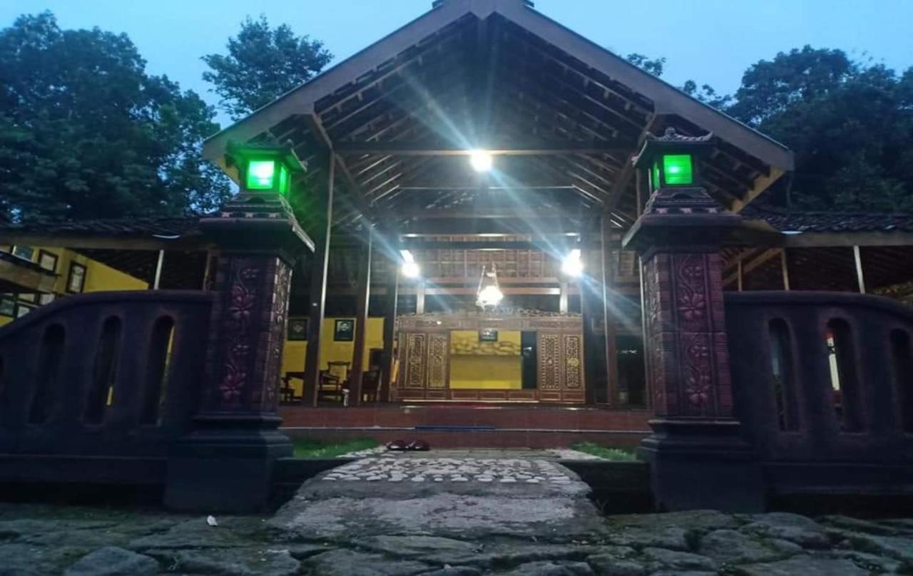 Mangunan Nara Homestay Syariah מראה חיצוני תמונה