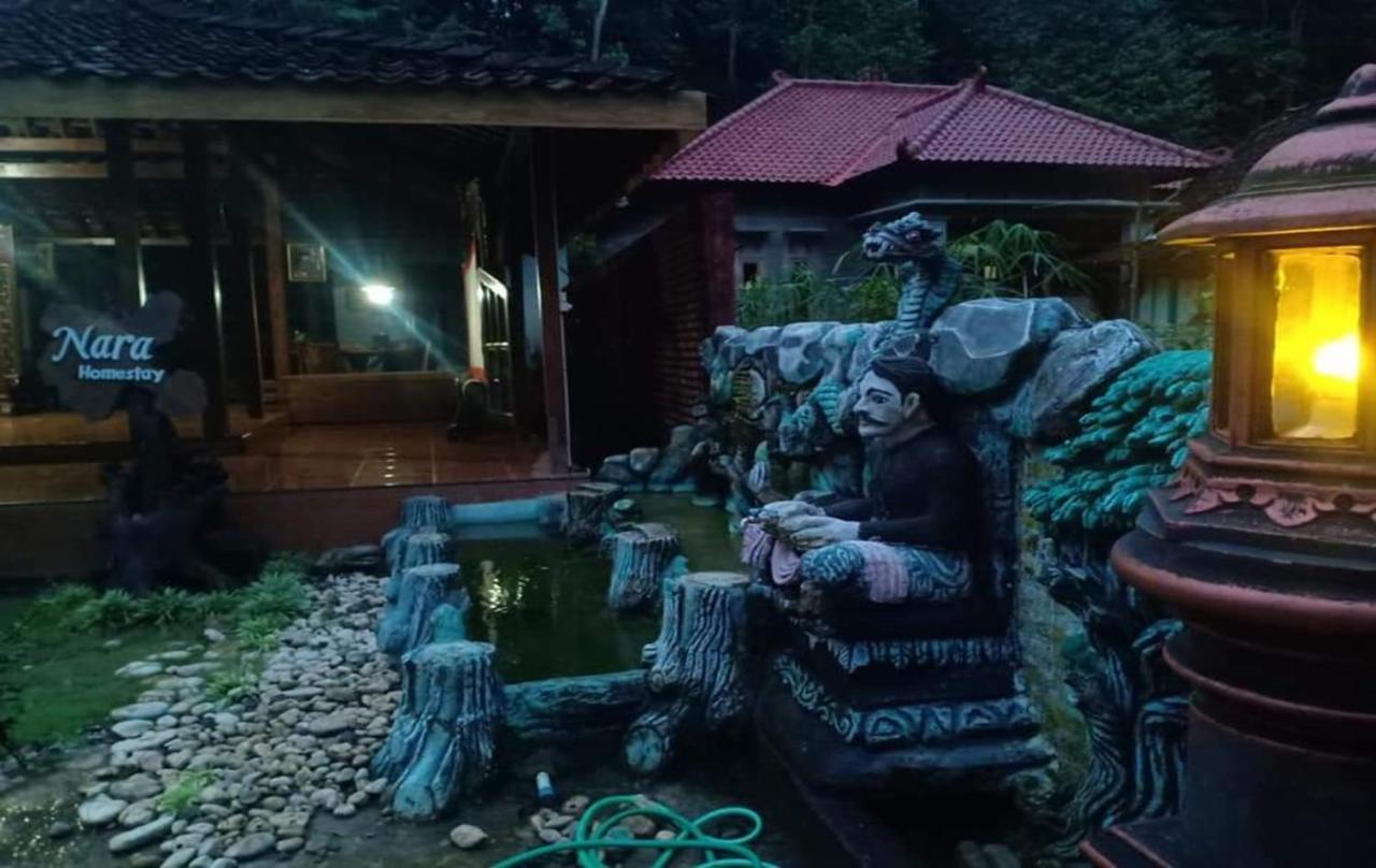 Mangunan Nara Homestay Syariah מראה חיצוני תמונה